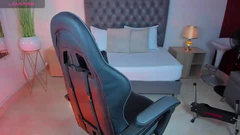 Irantzu online show from March 11, 2025, 12:39 pm