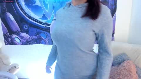 Irene Casas online show from October 23, 2025, 2:55 am