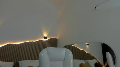 iris8_ online show from March 11, 2026, 7:31 pm