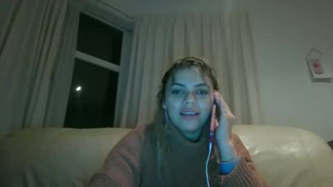 Iris  666 online show from October 28, 2025, 10:45 pm