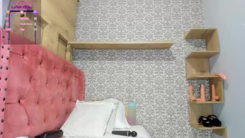 Hot Charlotte  online show from February 12, 2026, 12:11 pm