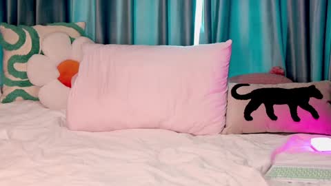 Rhaenyra online show from January 25, 2025, 8:31 am