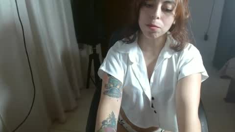 irisarellano_ online show from July 4, 2026, 2:45 pm