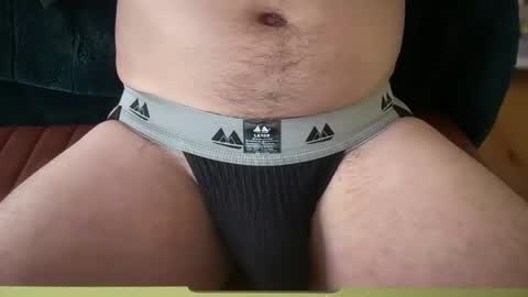 Snapshot of irish4dads chatting on April 12, 2026, 7:35 am irish4dads online show from April 12, 2026, 7:35 am