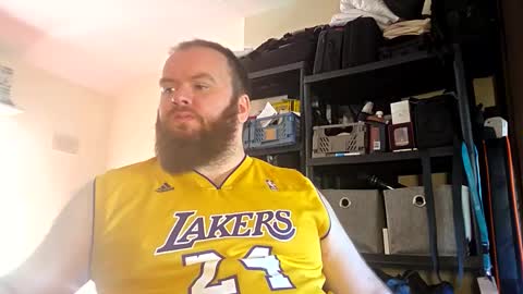 twitter theirishman205 online show from October 19, 2025, 9:32 am