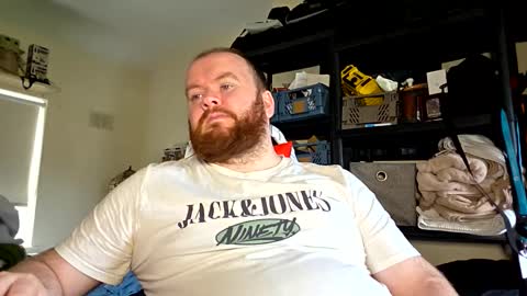 twitter theirishman205 online show from November 30, 2025, 1:26 pm