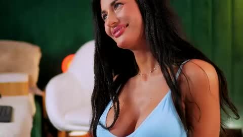 Snapshot of irisnightshade chatting on June 14, 2026, 4:58 am Maria online show from June 14, 2026, 4:58 am