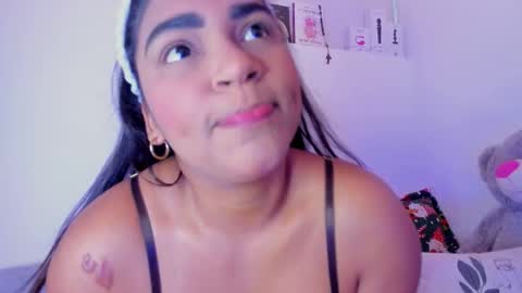 Snapshot of iriss_25 chatting on December 18, 2025, 11:38 am iris online show from December 18, 2025, 11:38 am