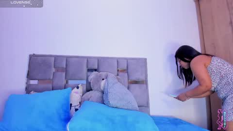 iris online show from May 11, 2026, 11:49 am