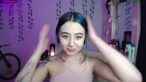 Snapshot of iriss_sky chatting on April 20, 2026, 2:47 am Iris online show from April 20, 2026, 2:47 am