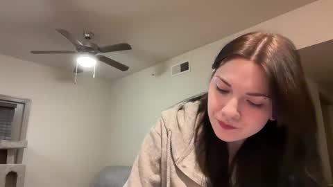 irissweets online show from September 21, 2025, 1:40 am