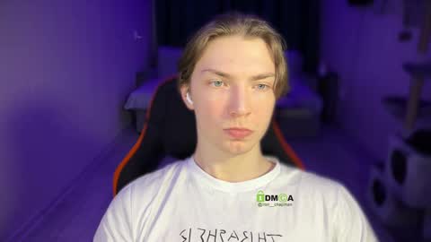 Snapshot of iron__chapman chatting on December 20, 2024, 9:28 pm Iron online show from December 20, 2024, 9:28 pm