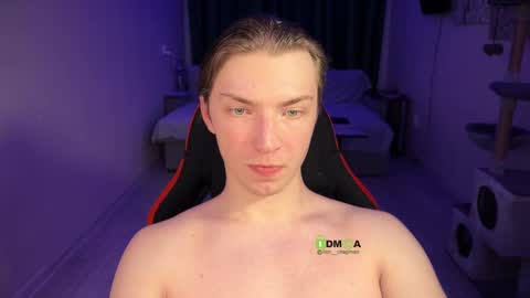 Snapshot of iron__chapman chatting on December 21, 2024, 10:19 pm Iron online show from December 21, 2024, 10:19 pm