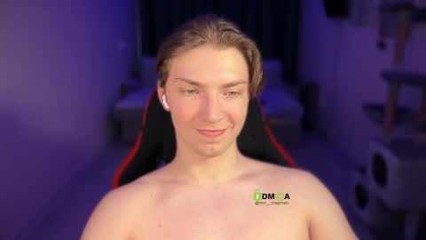 Snapshot of iron__chapman chatting on December 22, 2024, 11:20 pm Iron online show from December 22, 2024, 11:20 pm