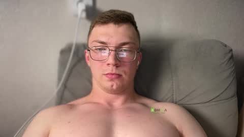 Snapshot of iron__chapman chatting on October 17, 2025, 9:28 pm Iron online show from October 17, 2025, 9:28 pm