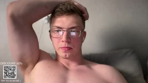 Snapshot of iron__chapman chatting on November 4, 2025, 9:58 pm Iron online show from November 4, 2025, 9:58 pm