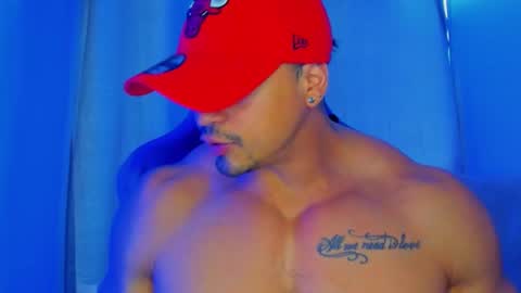 Iron online show from November 22, 2025, 6:18 pm