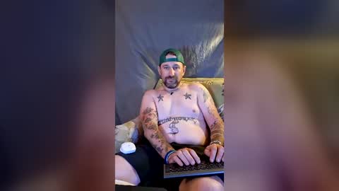 Snapshot of ironheadracer25 chatting on June 26, 2026, 4:39 am Ironhead online show from June 26, 2026, 4:39 am