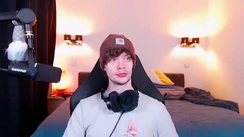 Snapshot of ironthud chatting on February 16, 2026, 9:00 pm Sam online show from February 16, 2026, 9:00 pm