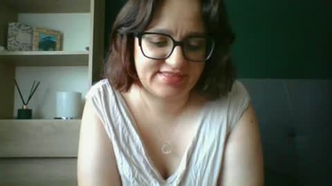 Paris online show from July 3, 2026, 5:25 am