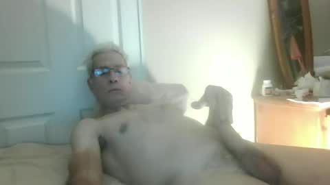 irrintzi60 online show from September 25, 2025, 12:58 am