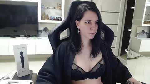 Snapshot of irwi_tomboy chatting on January 12, 2025, 9:19 am Irwi Tomboy online show from January 12, 2025, 9:19 am