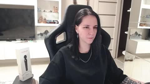 Snapshot of irwi_tomboy chatting on January 29, 2025, 9:07 pm Irwi Tomboy online show from January 29, 2025, 9:07 pm