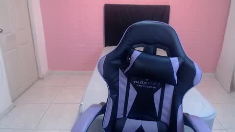 isa393887 online show from February 21, 2026, 10:44 pm