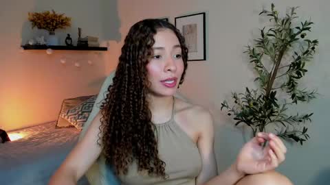 isa_____ online show from April 21, 2026, 2:51 am