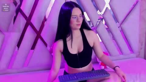 Isa online show from March 4, 2026, 3:23 am