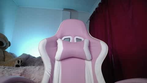 Snapshot of isa_emeralds chatting on September 11, 2025, 10:48 am Isabella  online show from September 11, 2025, 10:48 am