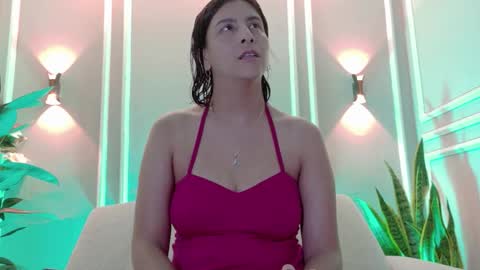 Isabella online show from February 26, 2026, 12:04 pm