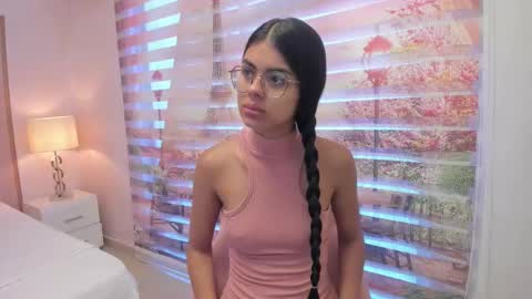 Snapshot of isa_little4u chatting on September 12, 2025, 11:54 am    online show from September 12, 2025, 11:54 am