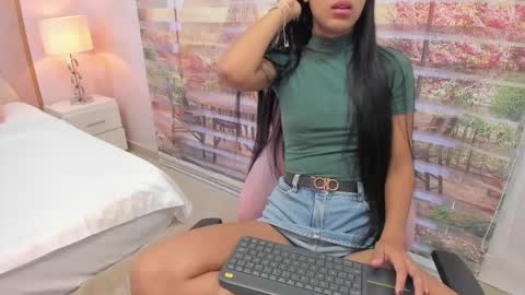 Snapshot of isa_little4u chatting on September 14, 2025, 11:09 am    online show from September 14, 2025, 11:09 am