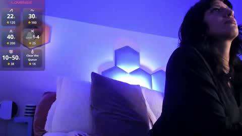 Snapshot of isa_winslow chatting on December 21, 2025, 9:11 pm Isa online show from December 21, 2025, 9:11 pm