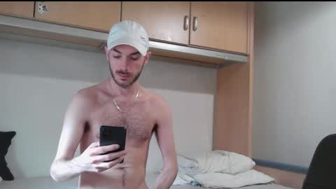 Snapshot of isaac99c chatting on February 10, 2026, 2:10 pm Isaac99c online show from February 10, 2026, 2:10 pm