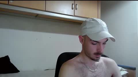 Snapshot of isaac99c chatting on February 24, 2026, 3:26 am Isaac99c online show from February 24, 2026, 3:26 am