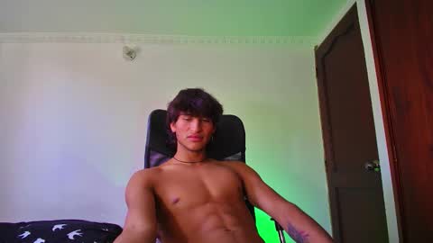 isaac online show from October 2, 2025, 8:38 pm