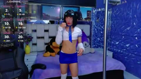 Snapshot of isaacnova chatting on May 23, 2026, 7:40 pm isaacnova online show from May 23, 2026, 7:40 pm