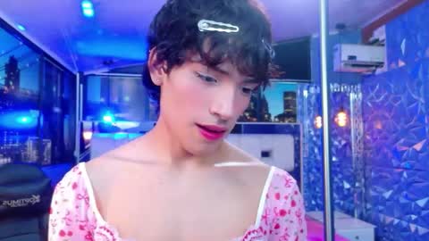 Snapshot of isaacnova chatting on June 5, 2026, 8:25 pm isaacnova online show from June 5, 2026, 8:25 pm