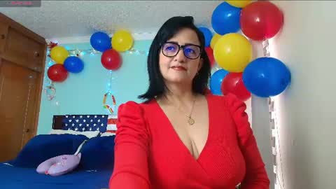 Snapshot of isabeel_sofia01 chatting on June 19, 2026, 4:22 pm Isabeel Sofia online show from June 19, 2026, 4:22 pm