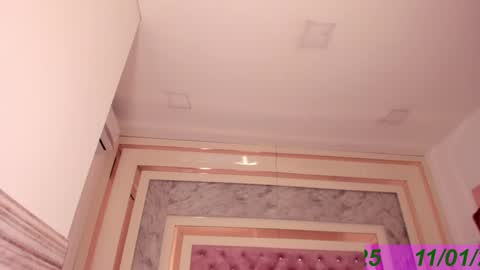 Snapshot of isabel_escorcia chatting on January 11, 2025, 8:11 am Isabel online show from January 11, 2025, 8:11 am