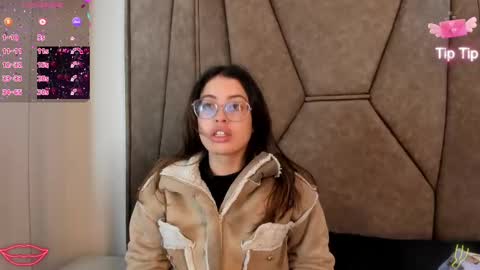 Snapshot of isabela_colins chatting on September 30, 2025, 12:32 pm isabela Collins online show from September 30, 2025, 12:32 pm