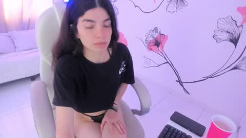 Snapshot of isabela_fiorelli chatting on March 11, 2025, 12:39 pm isabela_fiorelli online show from March 11, 2025, 12:39 pm