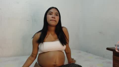isabela_kity online show from March 3, 2026, 6:52 am