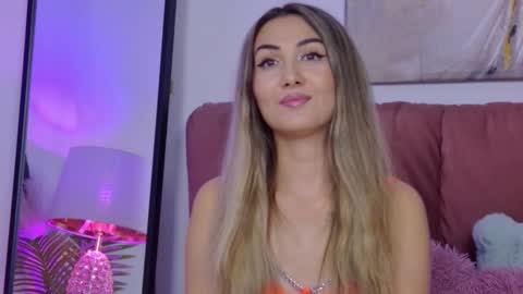 Snapshot of isabelasasha chatting on October 9, 2025, 2:37 pm Isa online show from October 9, 2025, 2:37 pm