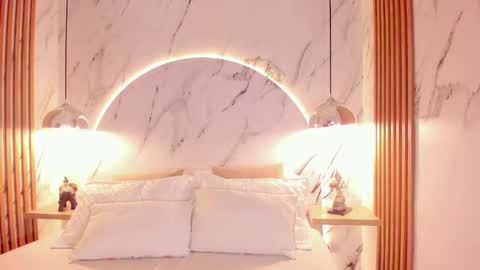 isabelastefano online show from September 25, 2025, 11:08 pm