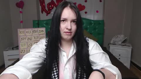 IsabelBlackberry online show from February 24, 2026, 6:33 am