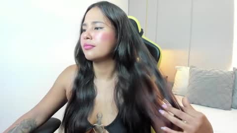 Isabel florez online show from April 2, 2026, 2:09 am