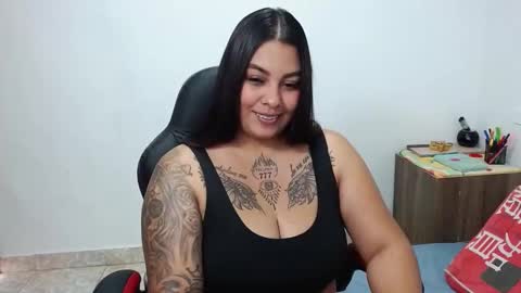  estefania online show from March 7, 2025, 3:39 pm